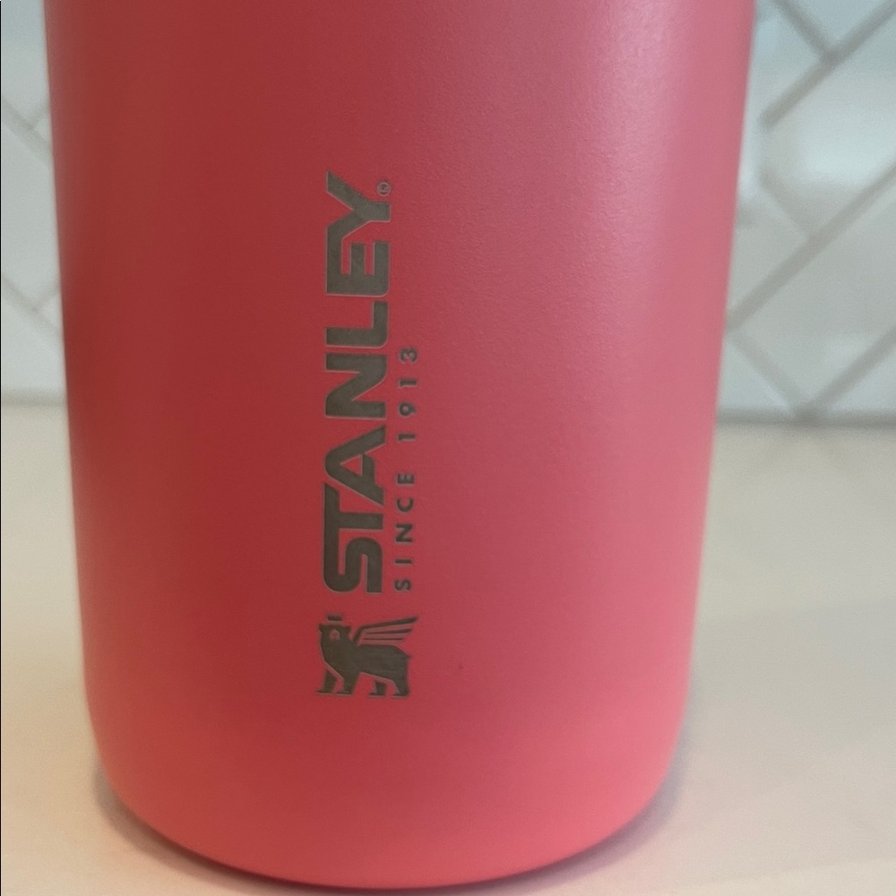 Stanley Coral Stainless Steel Go Flip Travel Mug 64 oz - Picture 2 of 3